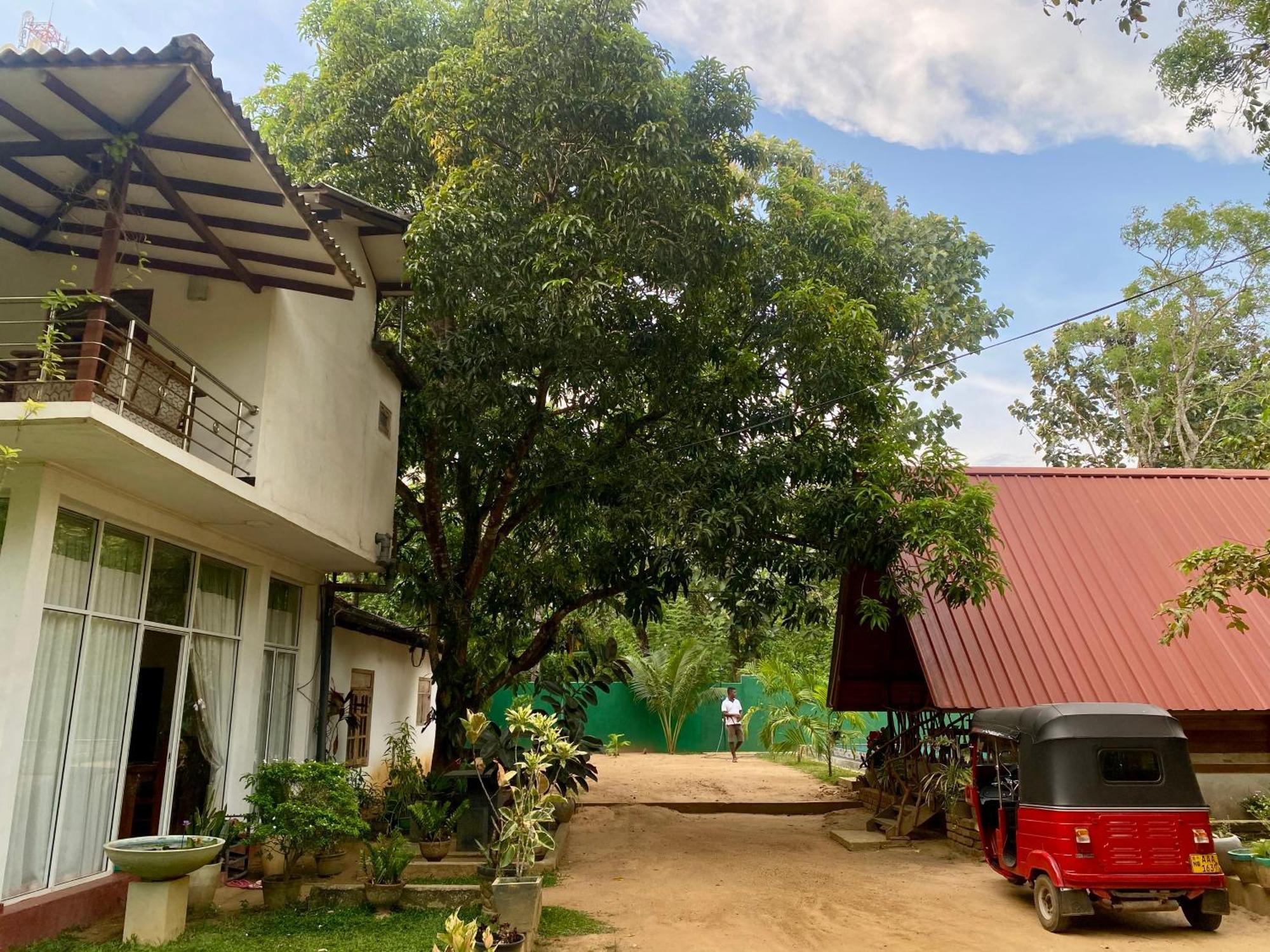 Habarana New Star Homestay Exterior photo
