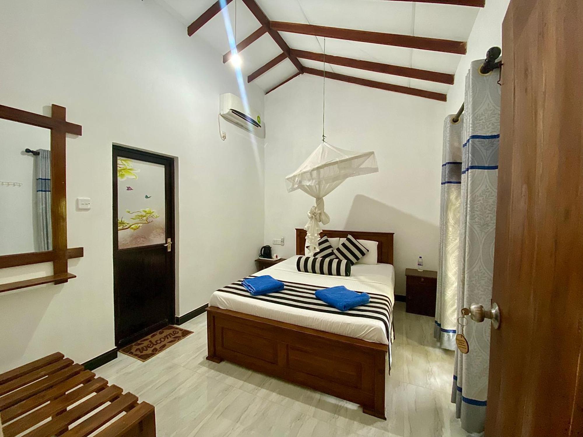 Habarana New Star Homestay Exterior photo